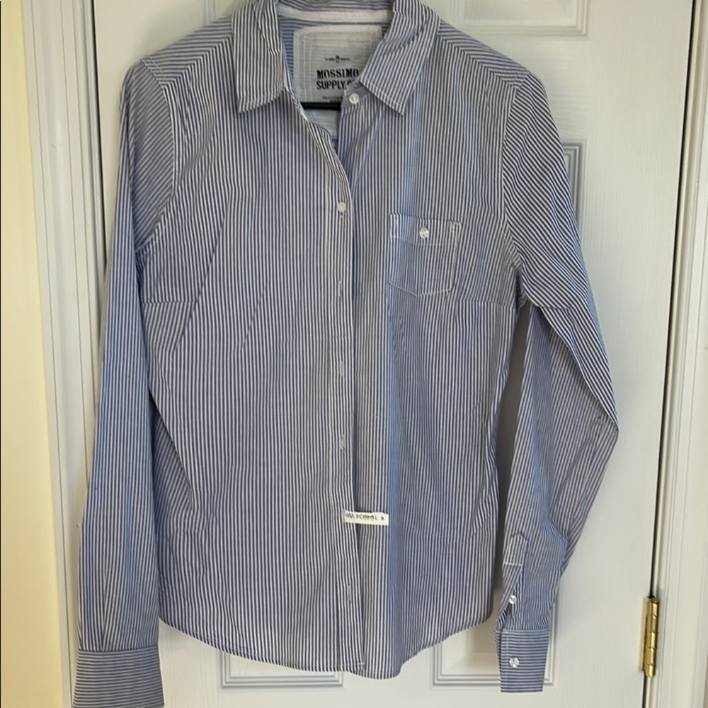 Mossimo Supply Co. Women’s Blue Striped Shirt - size Large